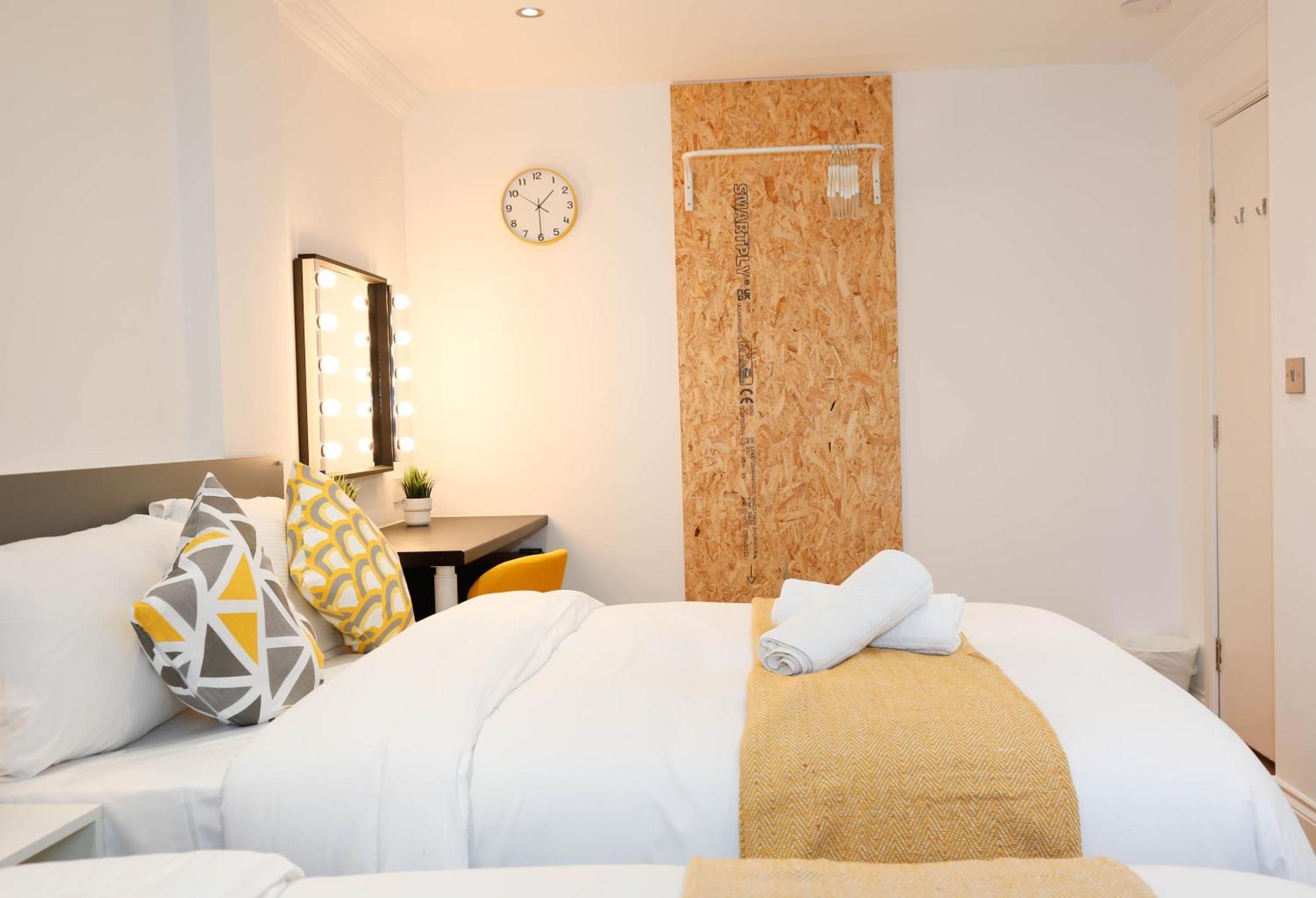 New Luxury Rooms In The Heart Of London Next To Shops, Cafes, Bars & Metro With Shared Bathrooms エクステリア 写真