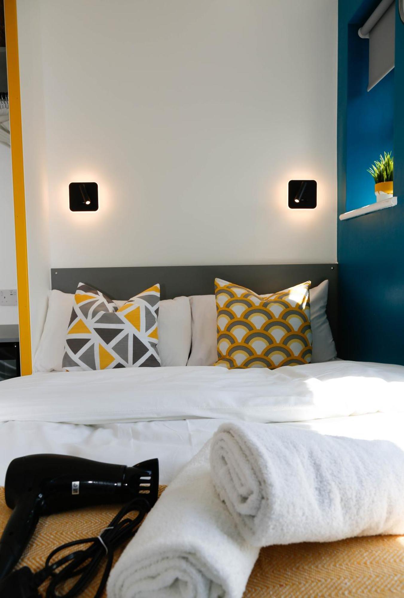New Luxury Rooms In The Heart Of London Next To Shops, Cafes, Bars & Metro With Shared Bathrooms エクステリア 写真
