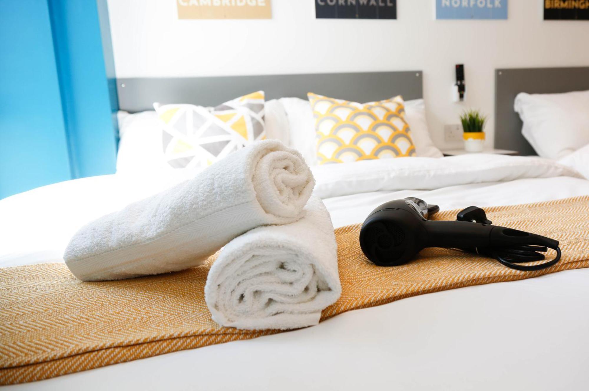 New Luxury Rooms In The Heart Of London Next To Shops, Cafes, Bars & Metro With Shared Bathrooms エクステリア 写真