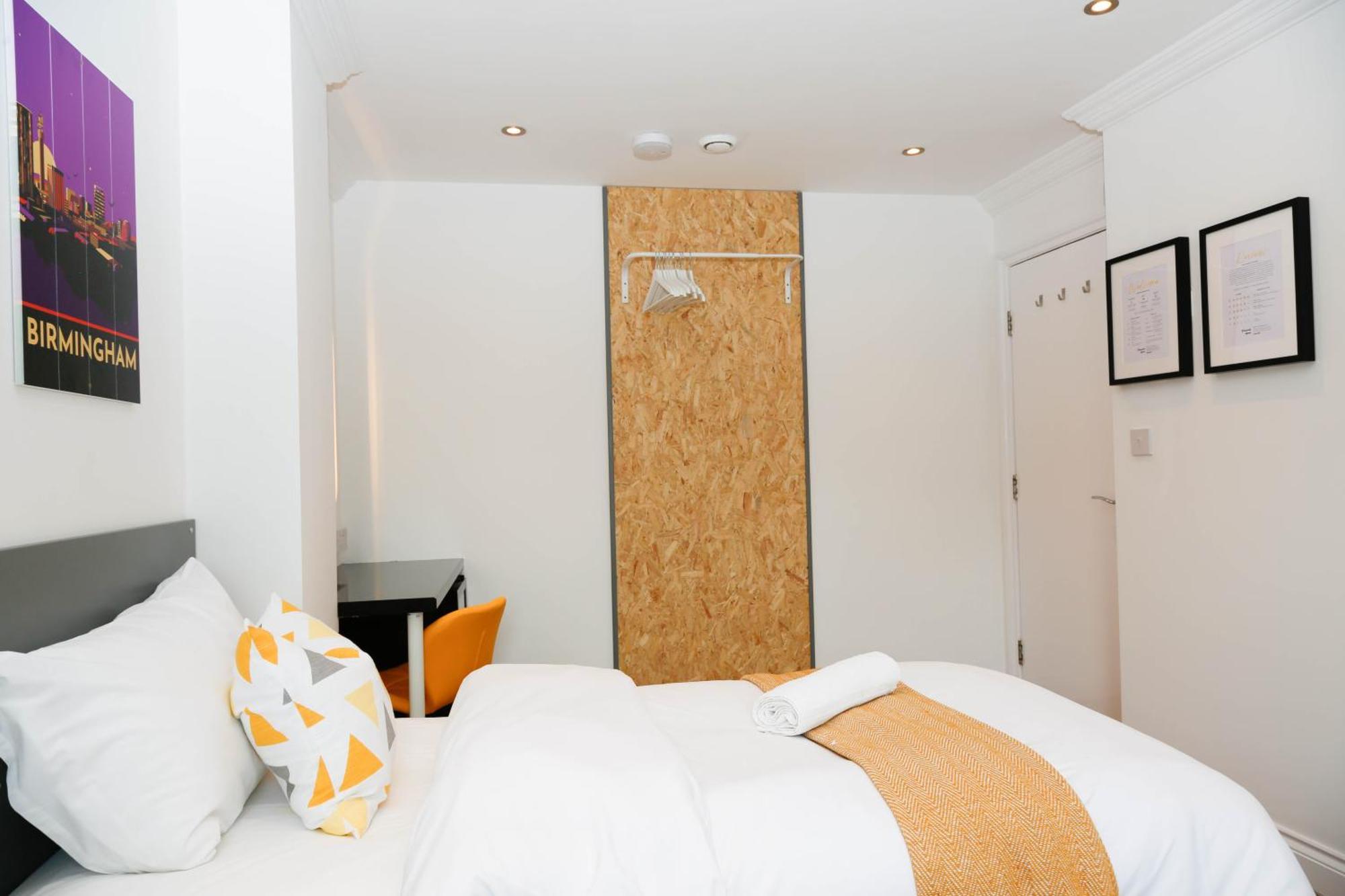 New Luxury Rooms In The Heart Of London Next To Shops, Cafes, Bars & Metro With Shared Bathrooms エクステリア 写真